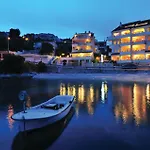 Apartment 1 Bedroom In Okrug Gornji *