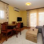 1 Bedroom In Okrug Gornji * Trogir
