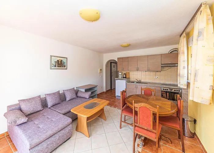 Awesome In Okrug Gornji Apartment Trogir