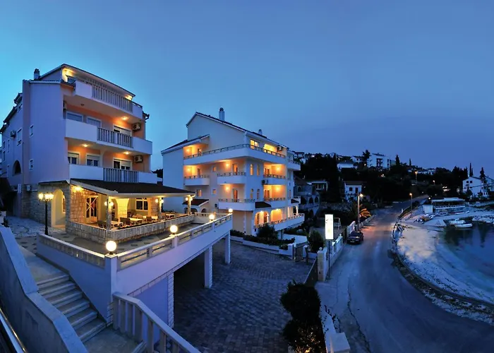 Awesome In Okrug Gornji