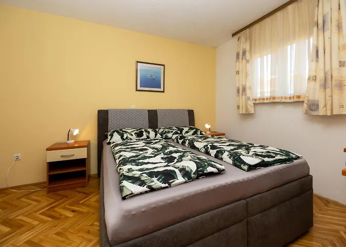 Awesome In Okrug Gornji * Trogir